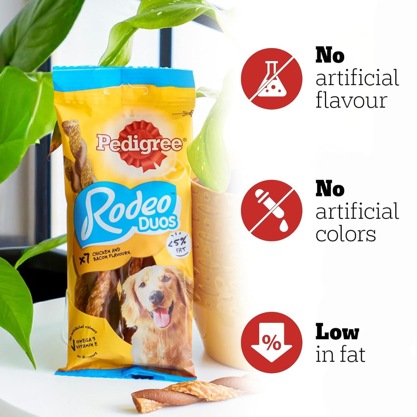 Pedigree Rodeo Adult Dog Treats, Chicken 7 Sticks Pack 1 Supports Strong Bones