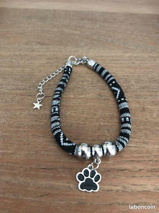 Adjustable Japanese Pet Collar Retro-Style Cat Neck Ring With Bell Black