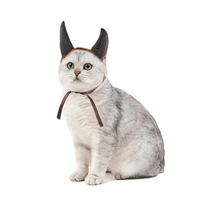 Cat and Dog Devil Horns - Pet Halloween Cosplay Costume - Cute Favors Photography Props, Festive Headgear with Straps for Celebrations