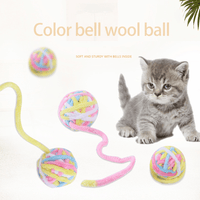 Woolen cat toy ball (with bell inside) Woolen ball attracts The cat's attention during chasing and flapping